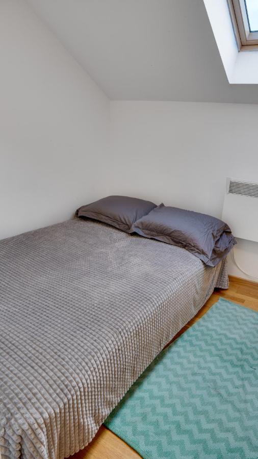 Spa Apartment Yang - Hot Tub, Sauna, Spa Novi Sad Eksteriør billede