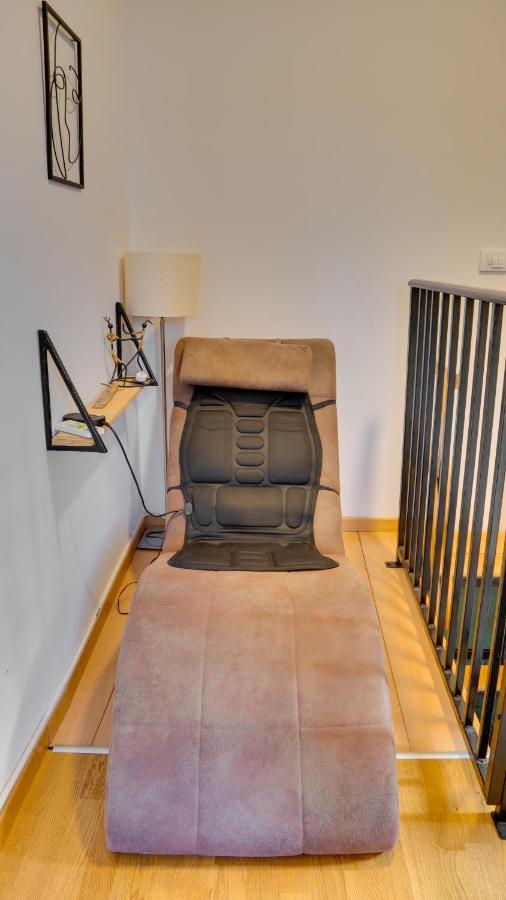 Spa Apartment Yang - Hot Tub, Sauna, Spa Novi Sad Eksteriør billede