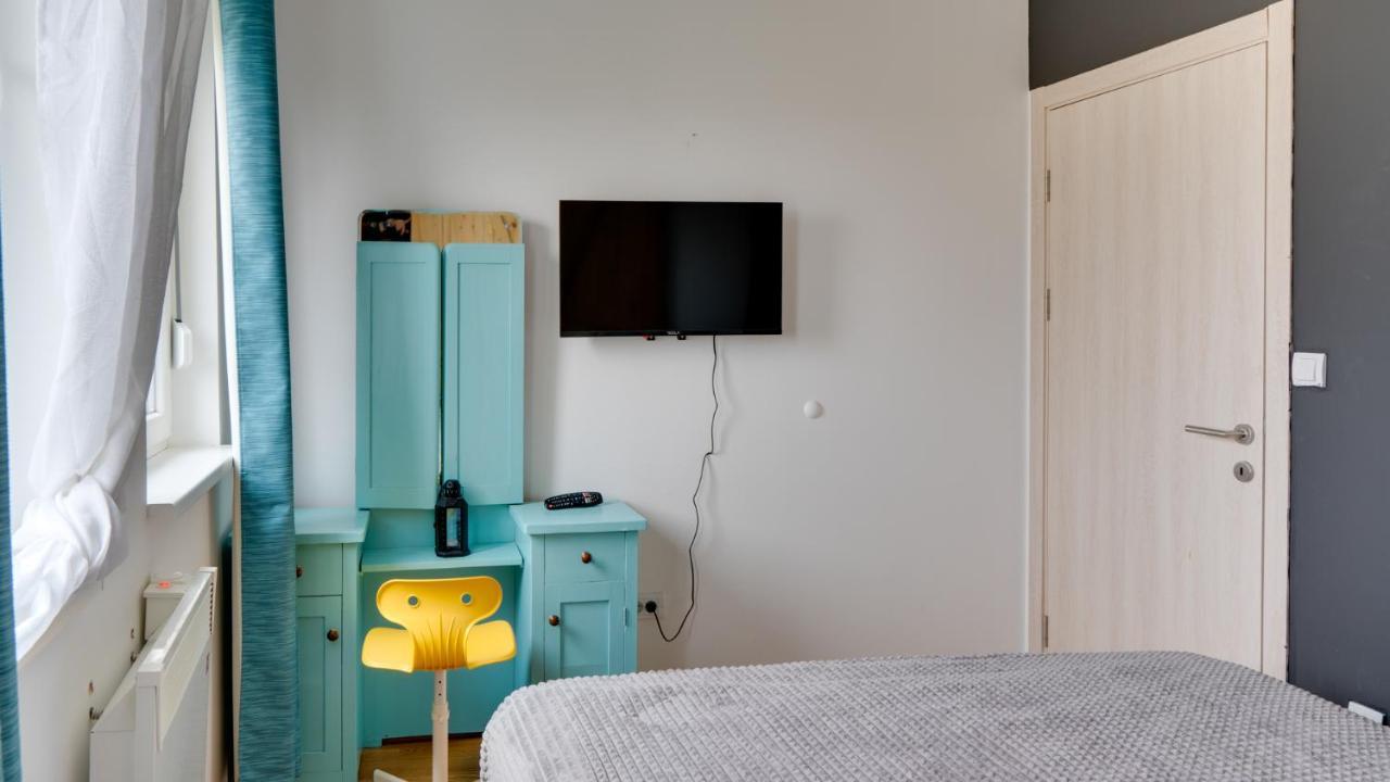 Spa Apartment Yang - Hot Tub, Sauna, Spa Novi Sad Eksteriør billede